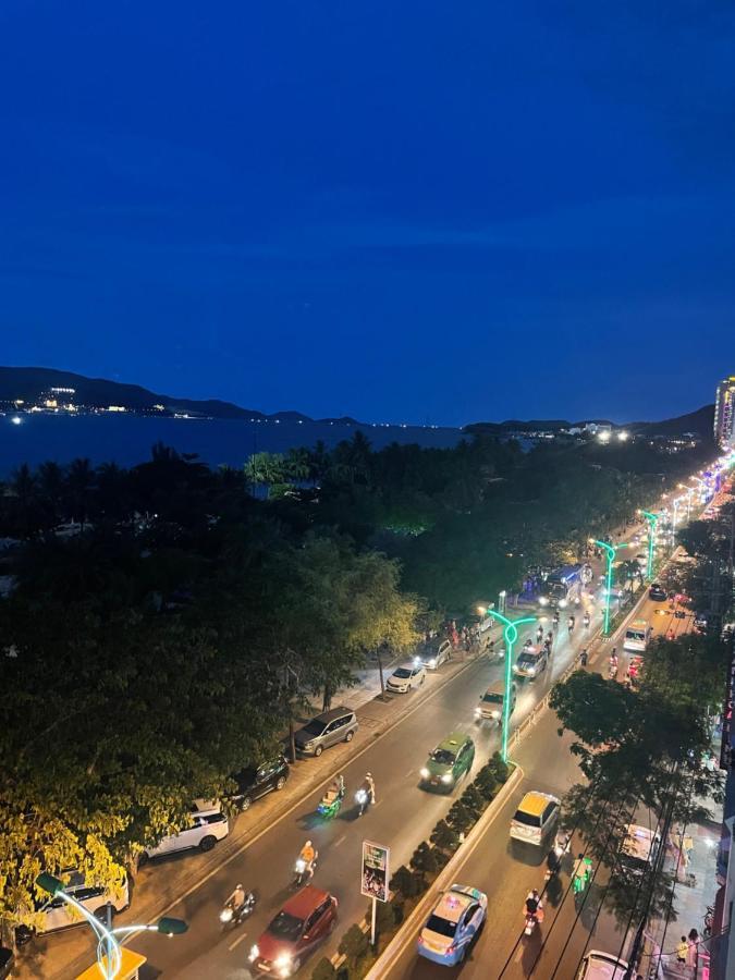Anh Minh - Manchester Hotel Nha Trang Exterior foto